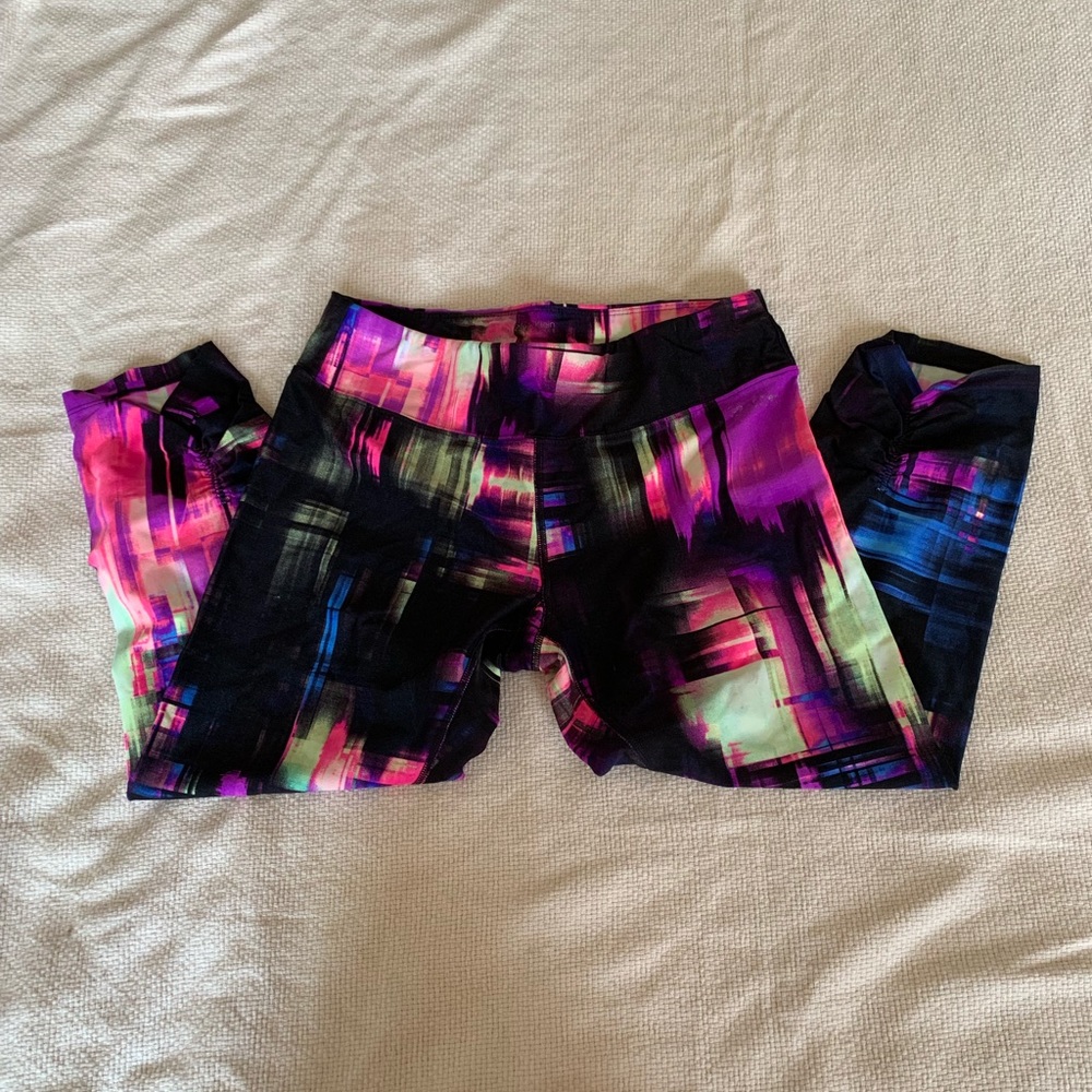 Calvin Klein Workout Capri Leggings